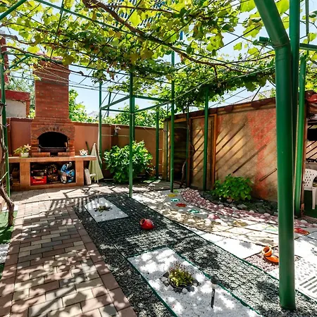 Flory De Inchiriat 3*