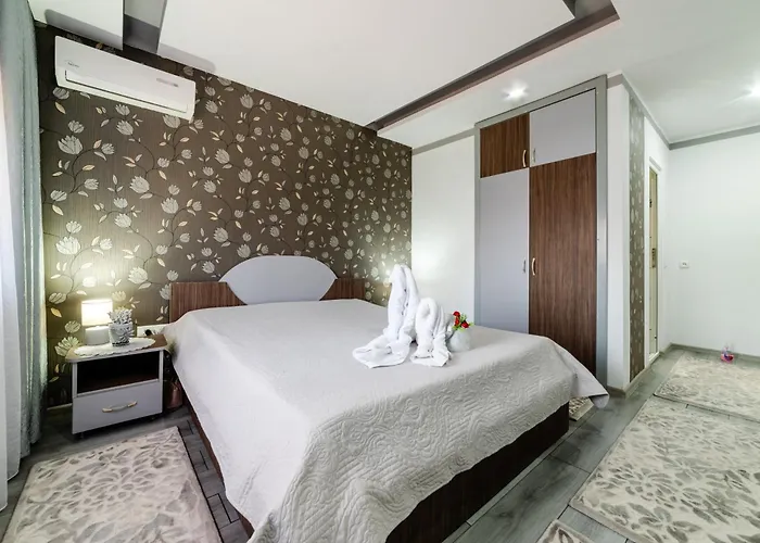 Flory De Inchiriat Pensión Eforie Nord